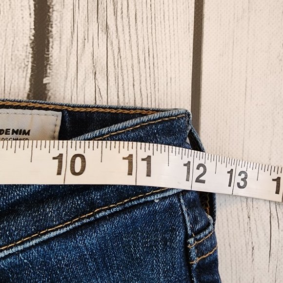 AG Adriano Goldschmied The Legging Super Skinny Jeans - Picture 5 of 9